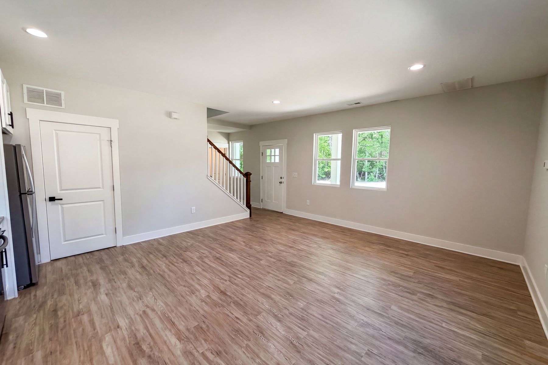 Property photo 3 of 1402 Martin Luther King Ave
