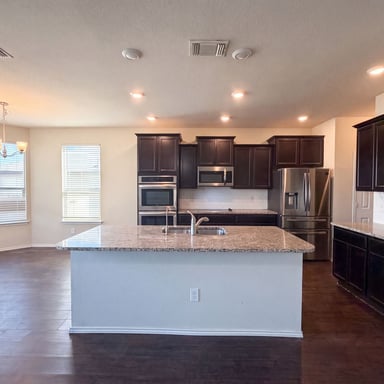 Property photo 2 of 2315 Wigeon Way