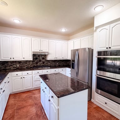 Property photo 2 of 3106 Westshore Dr