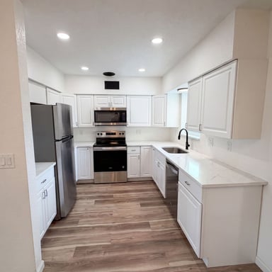 Property photo 2 of 567 Baywood Dr N
