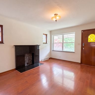 Property photo 3 of 5363 Reber Pl