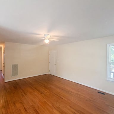 Property photo 3 of 900 Dorothy Sanders Way