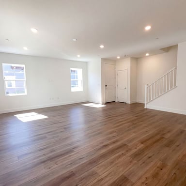 Property photo 3 of 408 N Palm Springs Way