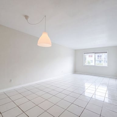 Property photo 3 of 200 Galen Dr Apt 202