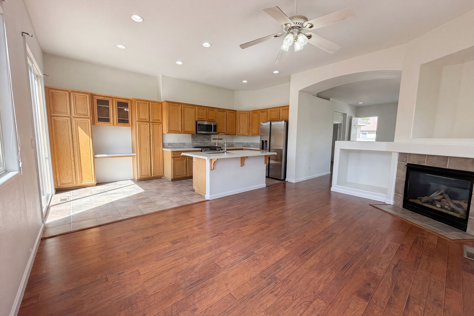 Property photo 3 of 9889 Northrup Dr