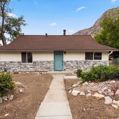 Property photo 1 of 1346 Harrop St
