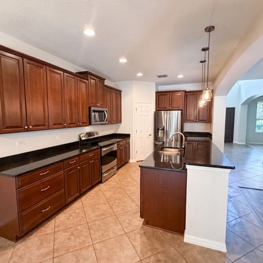 Property photo 2 of 280 Chandler Cir