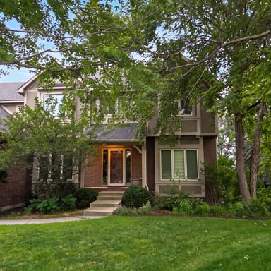 Property photo 1 of 945 N Woodridge Ct