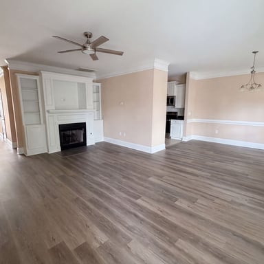 Property photo 3 of 108 Cart Way