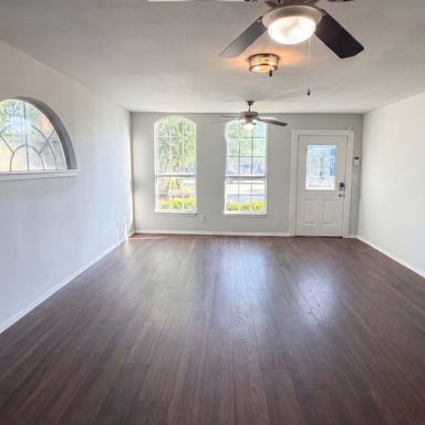 Property photo 3 of 4526 S Horseshoe Trl