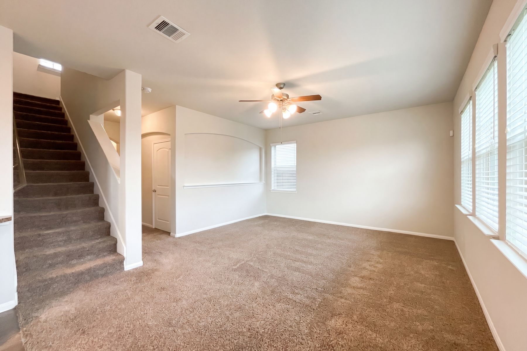 Property photo 3 of 10310 Lake Huron Dr