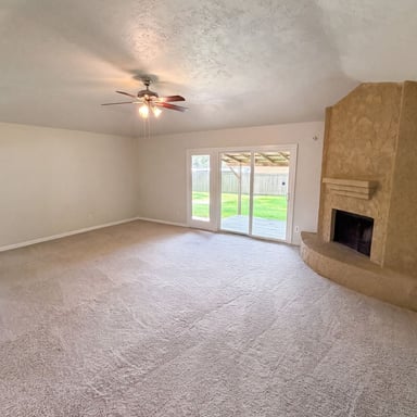 Property photo 3 of 17014 Fid Ct