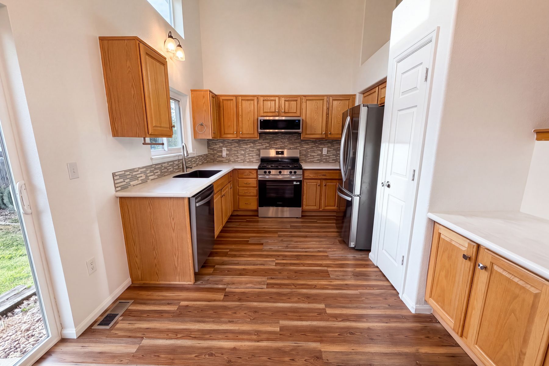 Photo 2 of 34 of 4149 S Rome St, Aurora, CO