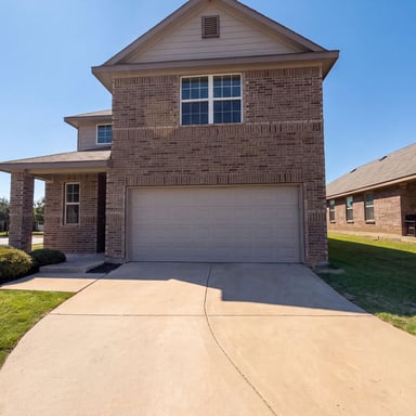 Property photo 1 of 1713 Blue Jay Dr