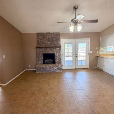 Property photo 3 of 2035 S 227th Ave