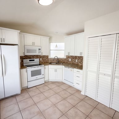 Property photo 2 of 9814 Dean Cove Ln