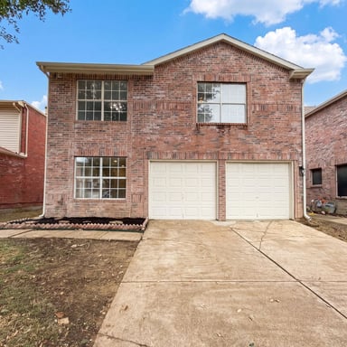 Property photo 1 of 2026 Cardinal Ln