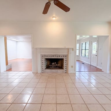 Property photo 3 of 7632 Westwind Dr