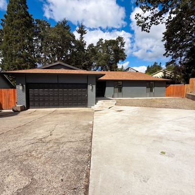 Property photo 1 of 4246 Spring Rock Cir
