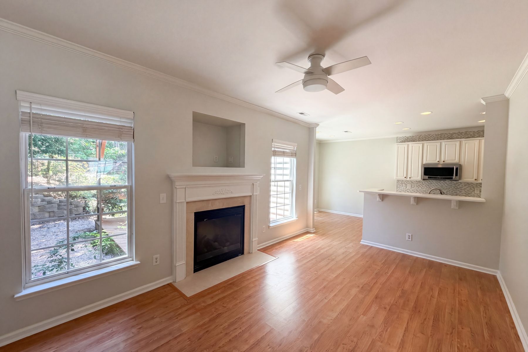 Property photo 3 of 8409 Aztec Dawn Ct