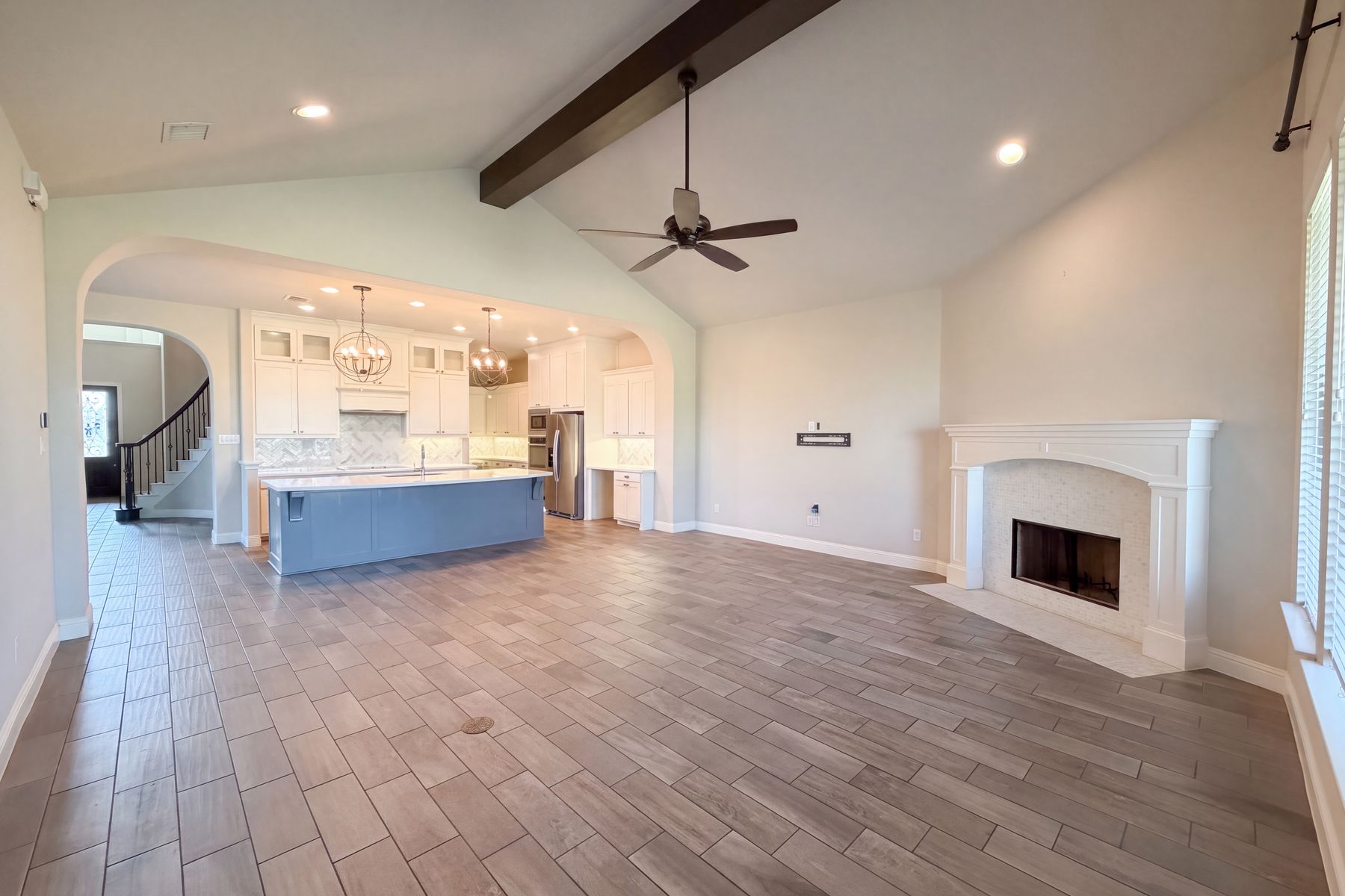Property photo 3 of 15133 Seventeen Lakes Blvd