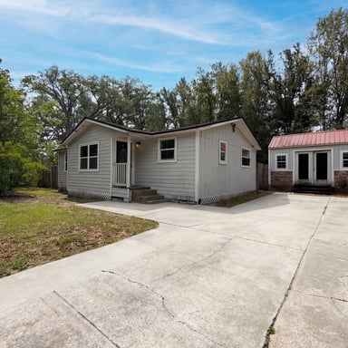 Property photo 1 of 7008 Thurston Rd