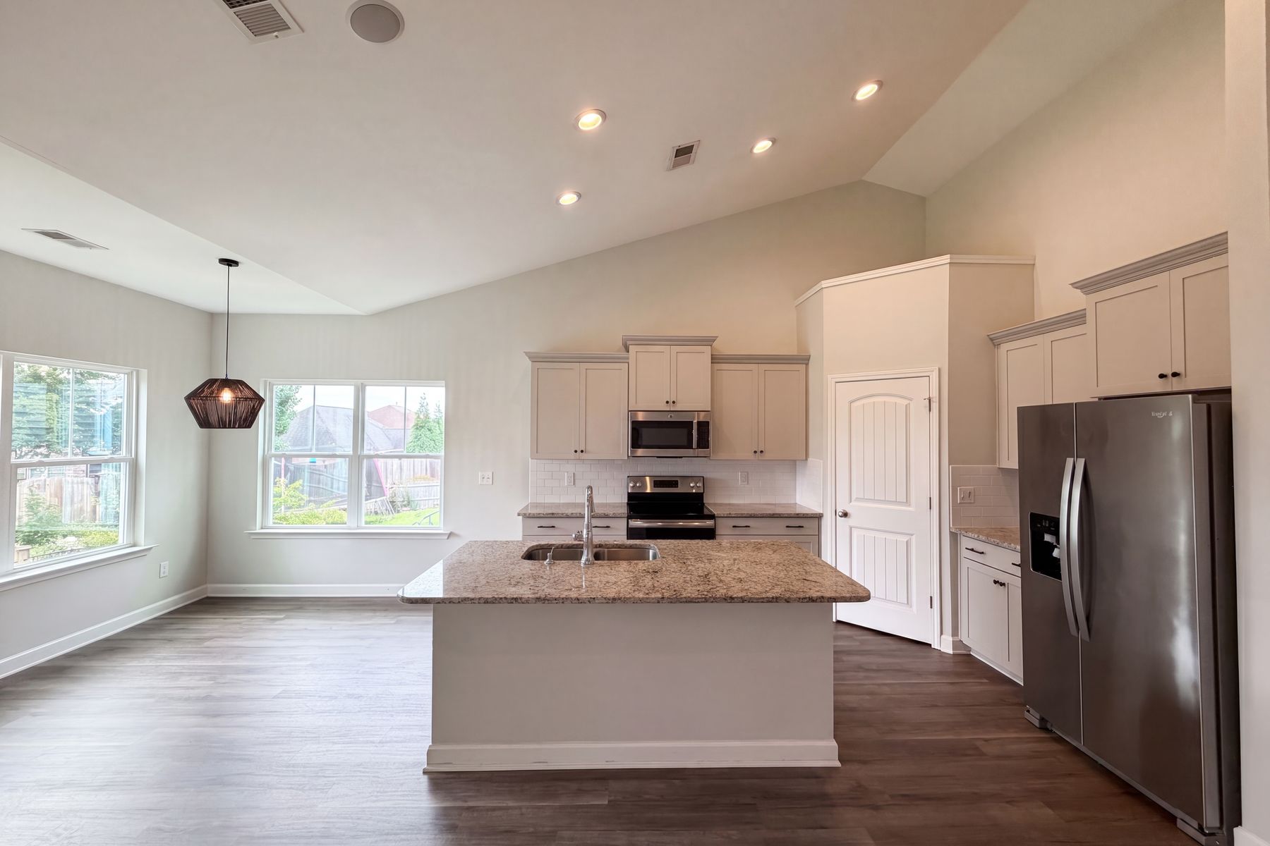 Photo 2 of 24 of 345 Hollow Cove Rd, Chapin, SC