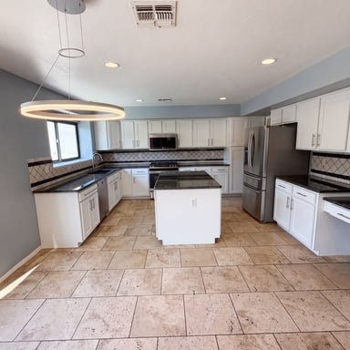 Property photo 2 of 2083 W Arizona Rose Dr