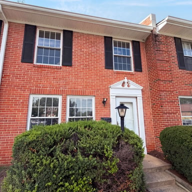 Property photo 1 of 141 N Duke Dr