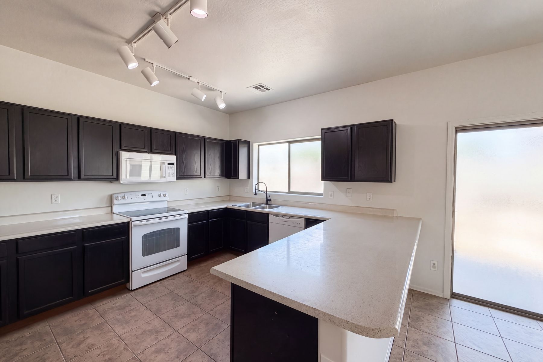 Photo 2 of 29 of 25660 W Elwood St, Buckeye, AZ