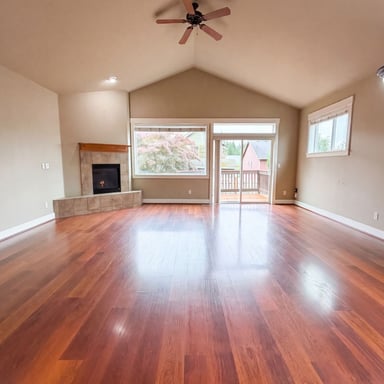 Property photo 3 of 39570 Wall St