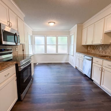 Property photo 2 of 1711 Hickory Ridge Rd