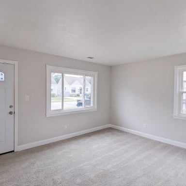 Property photo 3 of 12722 Emery Ave