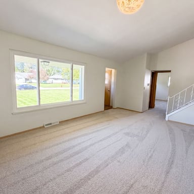 Property photo 3 of 5444 Kenbridge Dr