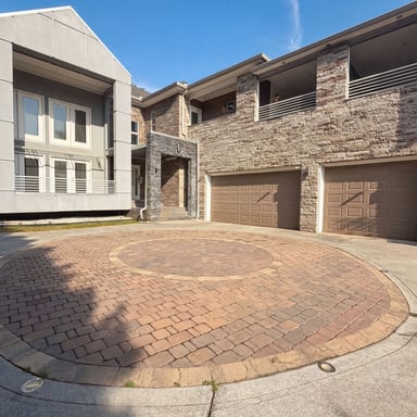 Property photo 1 of 302 Summer Garden Dr