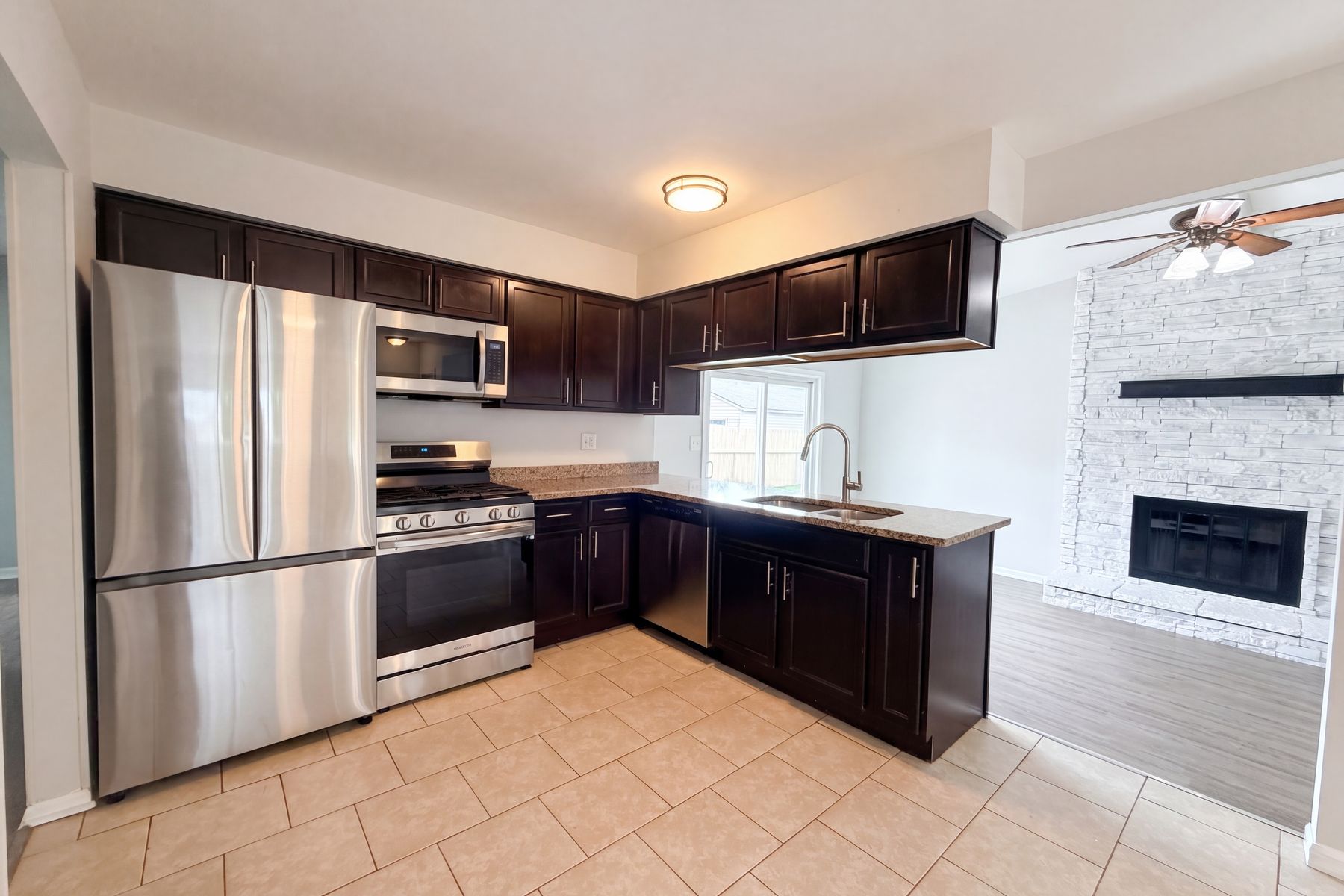 Photo 2 of 21 of 42195 Fairview Dr, Canton, MI