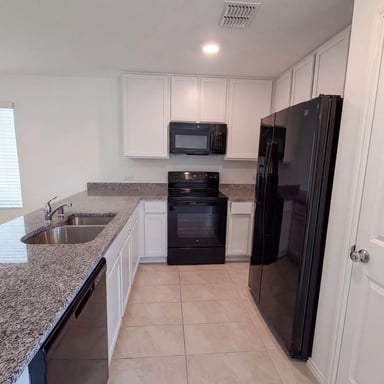 Property photo 2 of 2972 Audles Ln