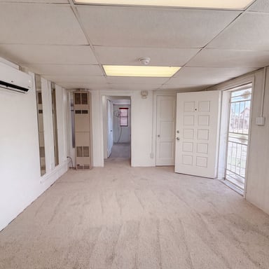 Property photo 3 of 1758 39th St