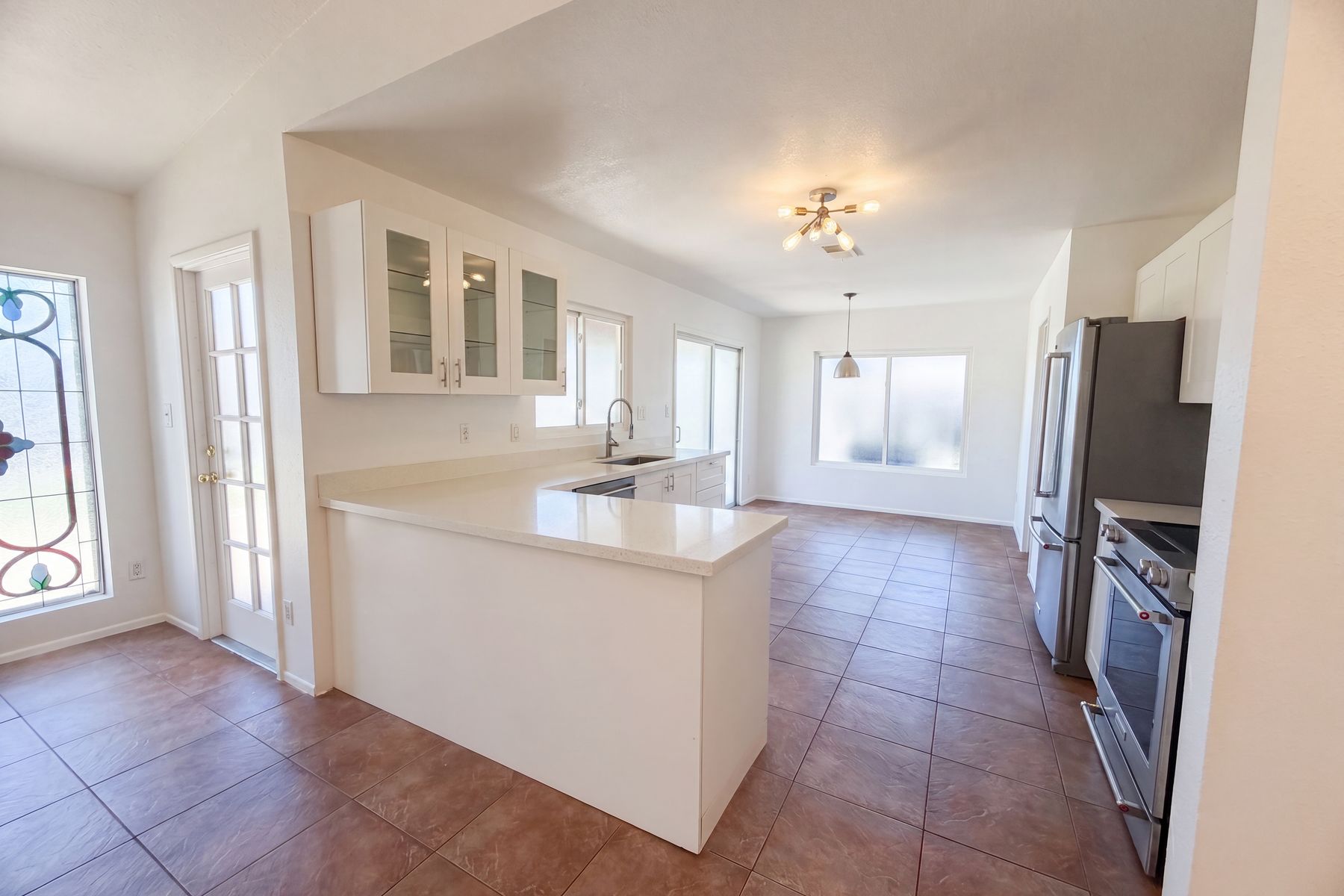 Photo 2 of 17 of 1307 W Alamo Dr, Chandler, AZ