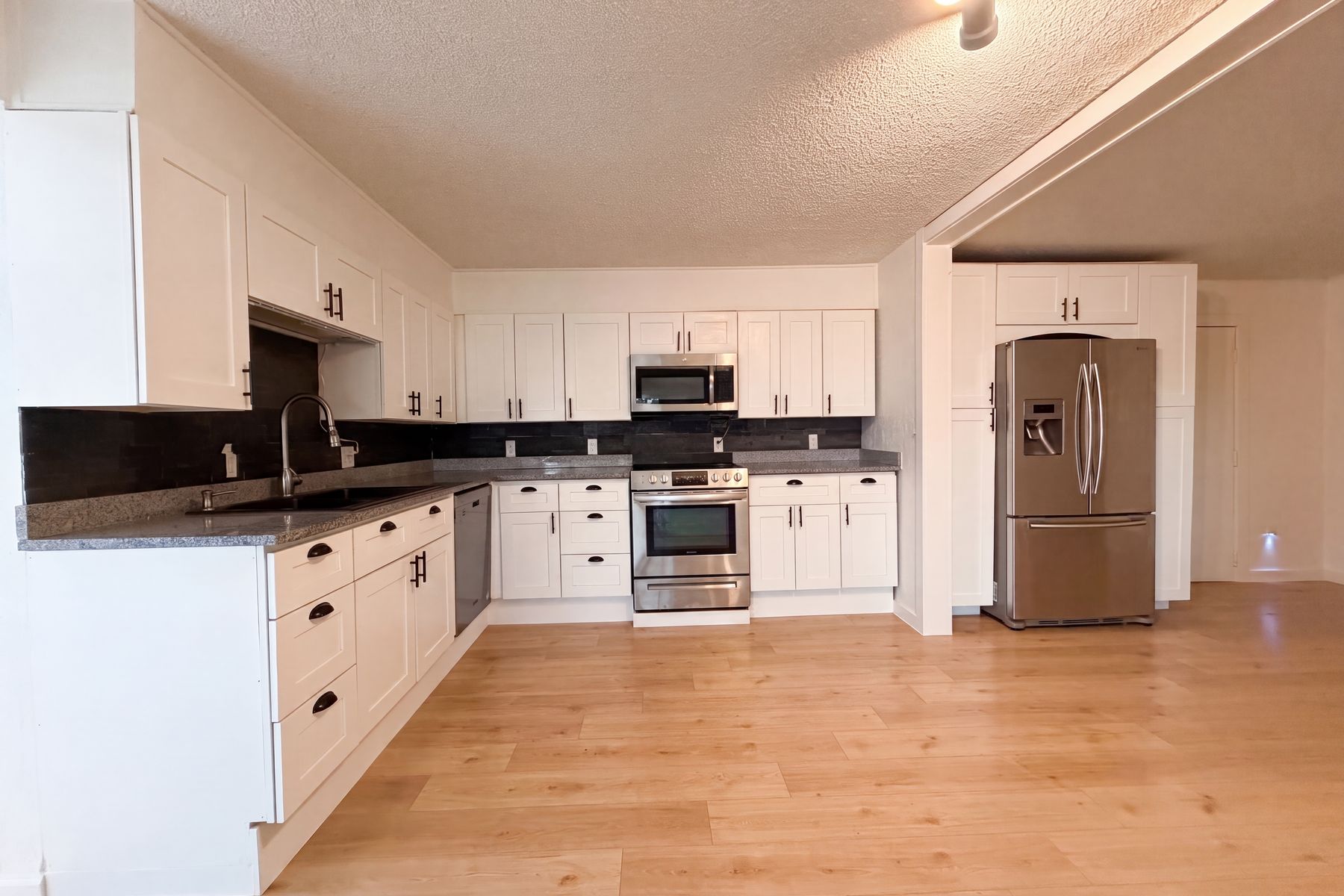 Photo 2 of 41 of 15967 Echo Rd, Fort Morgan, CO