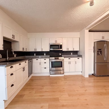 Property photo 2 of 15967 Echo Rd