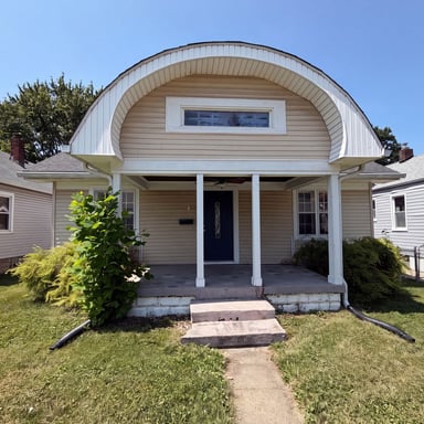 Property photo 1 of 130 S 10th Ave