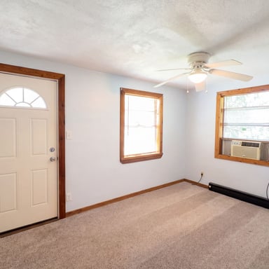 Property photo 3 of 1385 Bender Ave