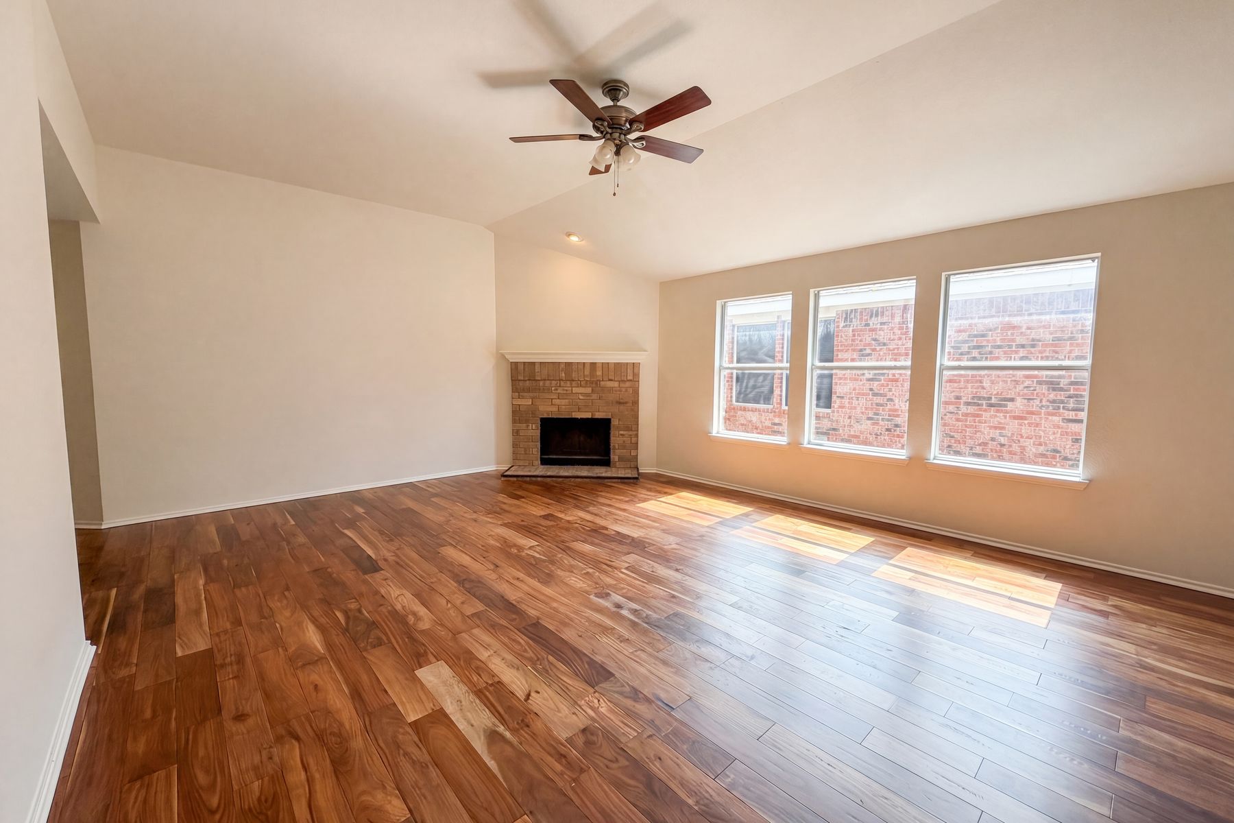 Property photo 3 of 9100 Chisholm Trl