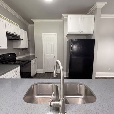 Property photo 2 of 101 Griffin St