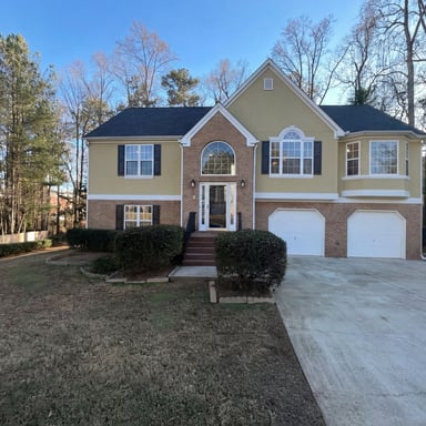 Property photo 1 of 3062 Crest Ridge Cir SW