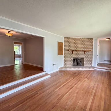 Property photo 3 of 6456 Yorkshire Dr