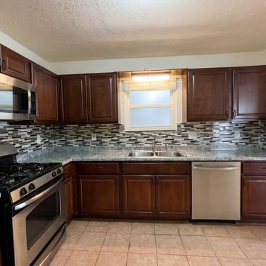 Property photo 2 of 5328 Ridge Forest Dr