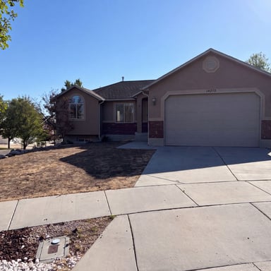 Property photo 1 of 14273 S Heartstone Cir