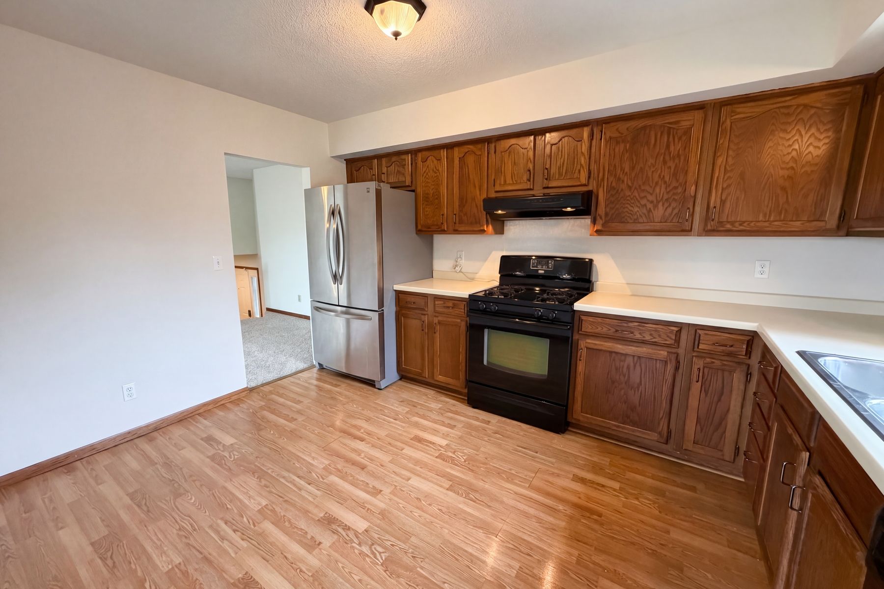Photo 2 of 27 of 14012 Underclift St NW, Andover, MN